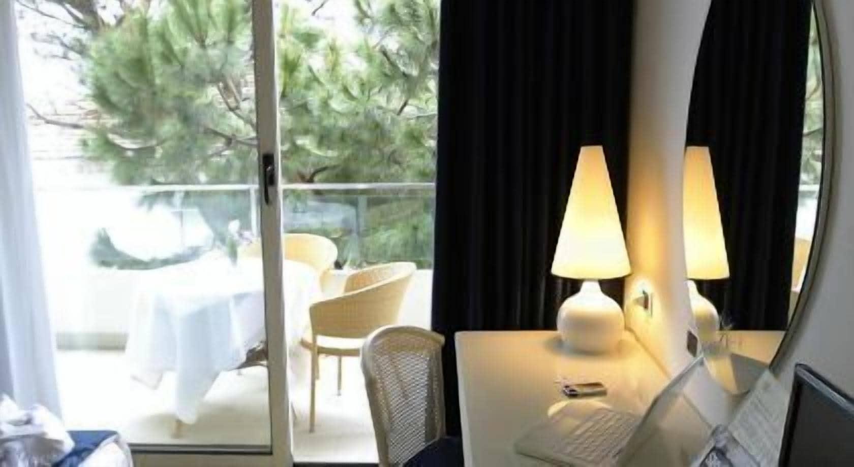 Hotel Luxor Ρίμινι Εξωτερικό φωτογραφία