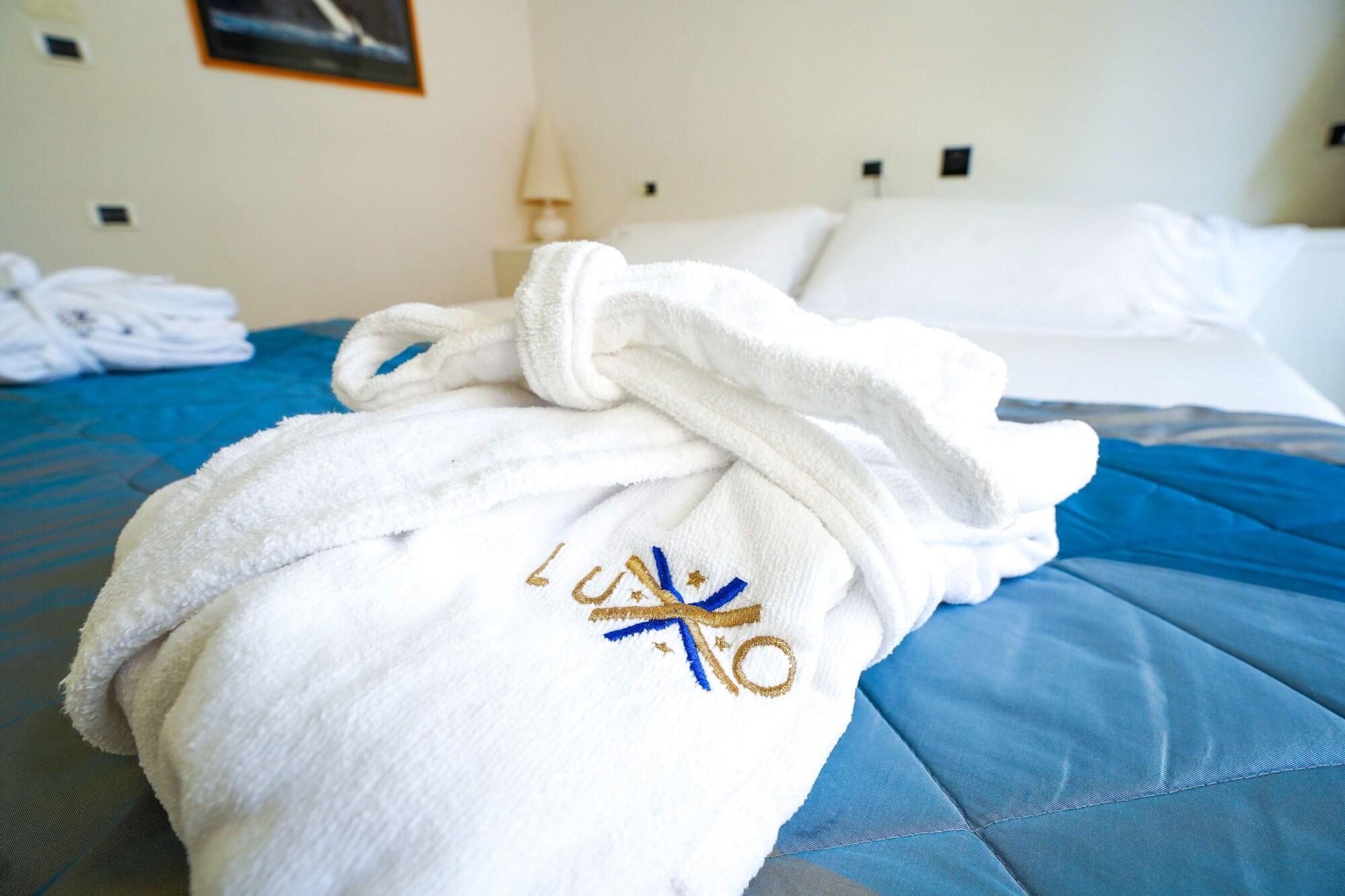 Hotel Luxor Ρίμινι Εξωτερικό φωτογραφία