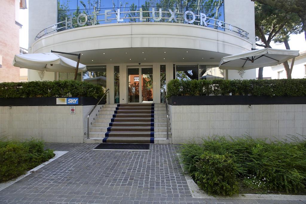Hotel Luxor Ρίμινι Εξωτερικό φωτογραφία